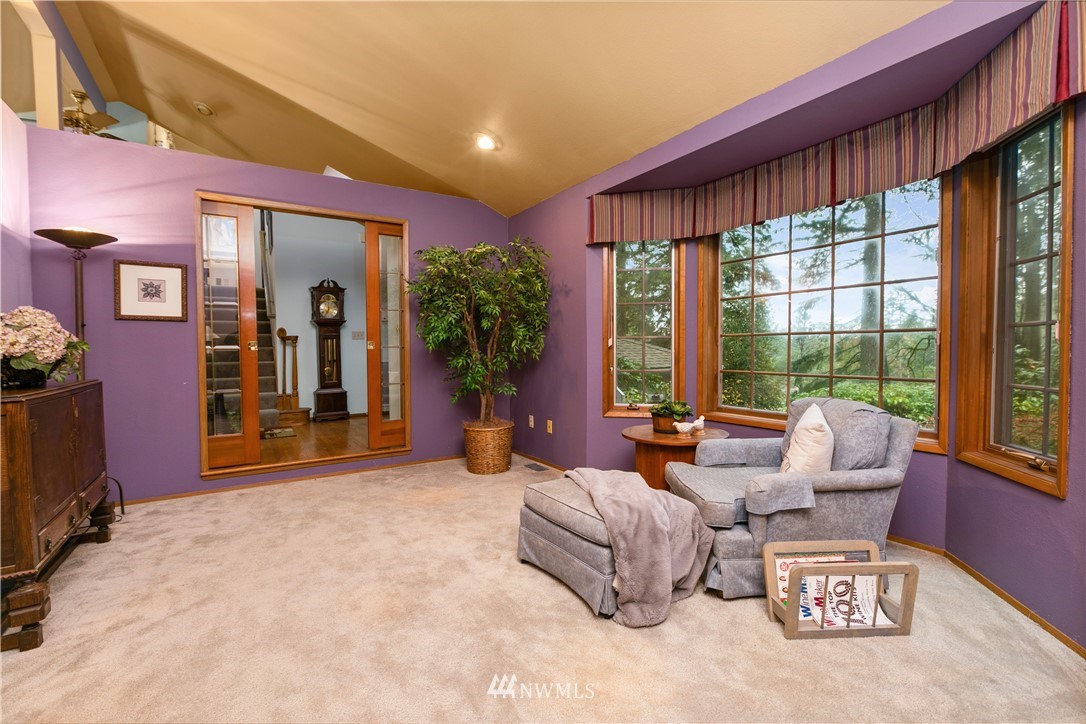 14212 164th Avenue Southeast Renton, WA 98059 - Photo 8 of 40 Gallery Image 8