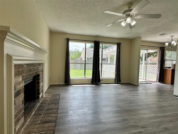 $2,350 | 4819 Sunshine Drive, Sugar Land, TX 77479