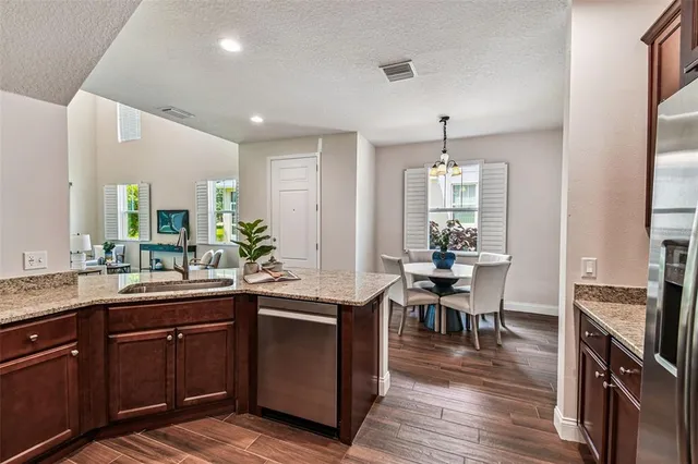 $550,000 | 1942 Marlington Way, Clearwater, FL 33763