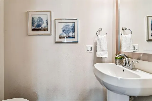 $550,000 | 1942 Marlington Way, Clearwater, FL 33763