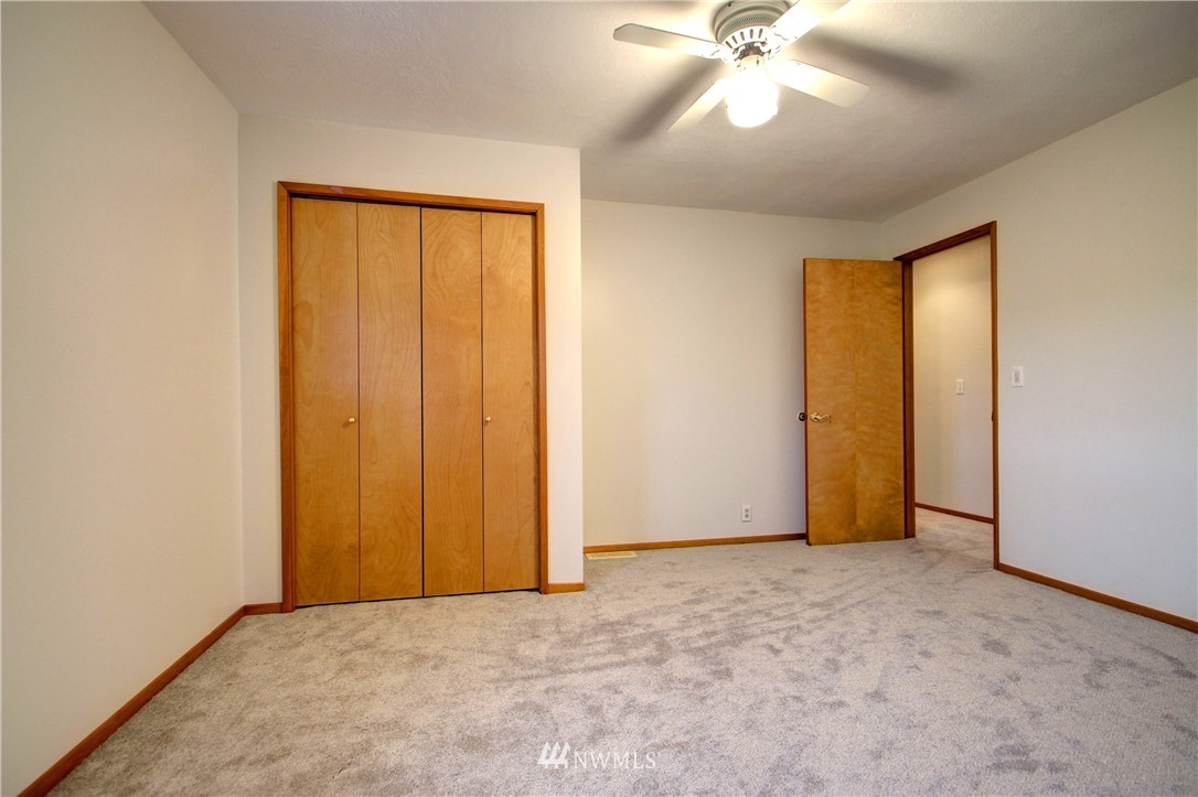 23005 Gunderson Road Mount Vernon, WA 98273 - Photo 14 of 25 Gallery Image 14
