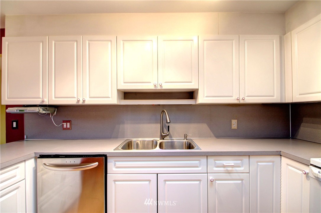 23005 Gunderson Road Mount Vernon, WA 98273 - Photo 8 of 25 Gallery Image 8