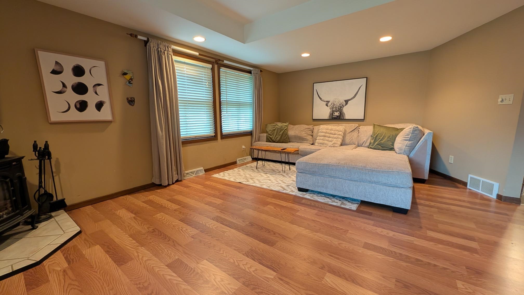 408 8th Street Baraboo, WI 53913 - Photo 15 of 33