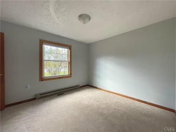 $1,400 | 8612 Peck Street, Le Ray, NY 13637