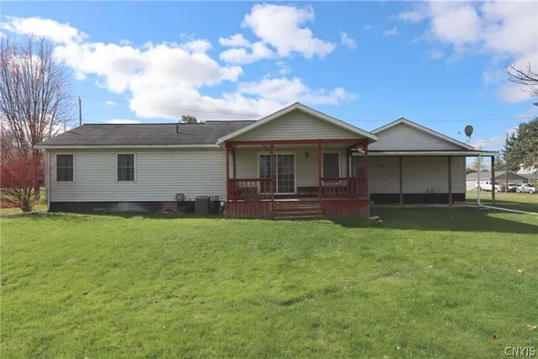 $1,400 | 8612 Peck Street, Le Ray, NY 13637