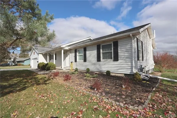 $1,400 | 8612 Peck Street, Le Ray, NY 13637