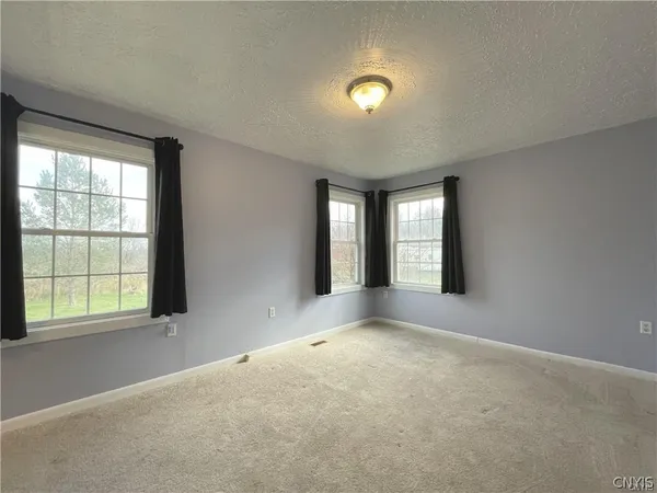 $1,400 | 8612 Peck Street, Le Ray, NY 13637