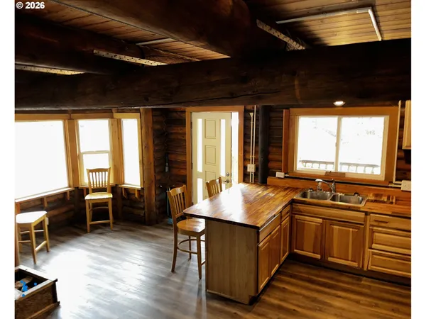 $449,000 | 52633 McKenzie Highway, Blue River, OR 97413