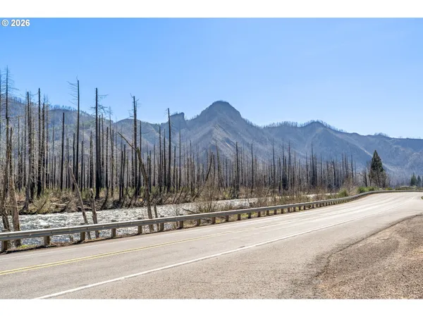 $449,000 | 52633 McKenzie Highway, Blue River, OR 97413