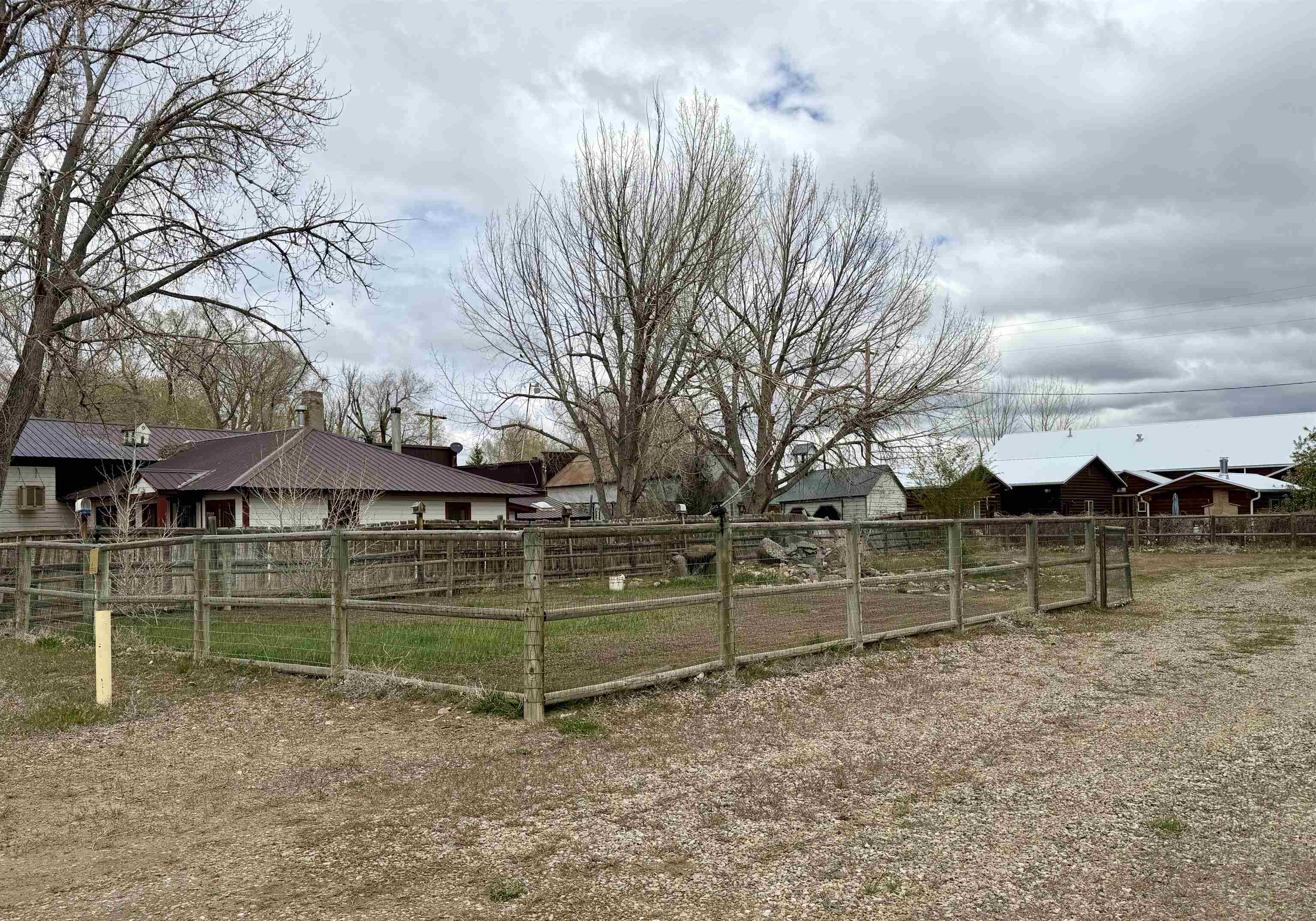 45 South Miles Street Baggs, WY 82321 - Photo 3 of 28