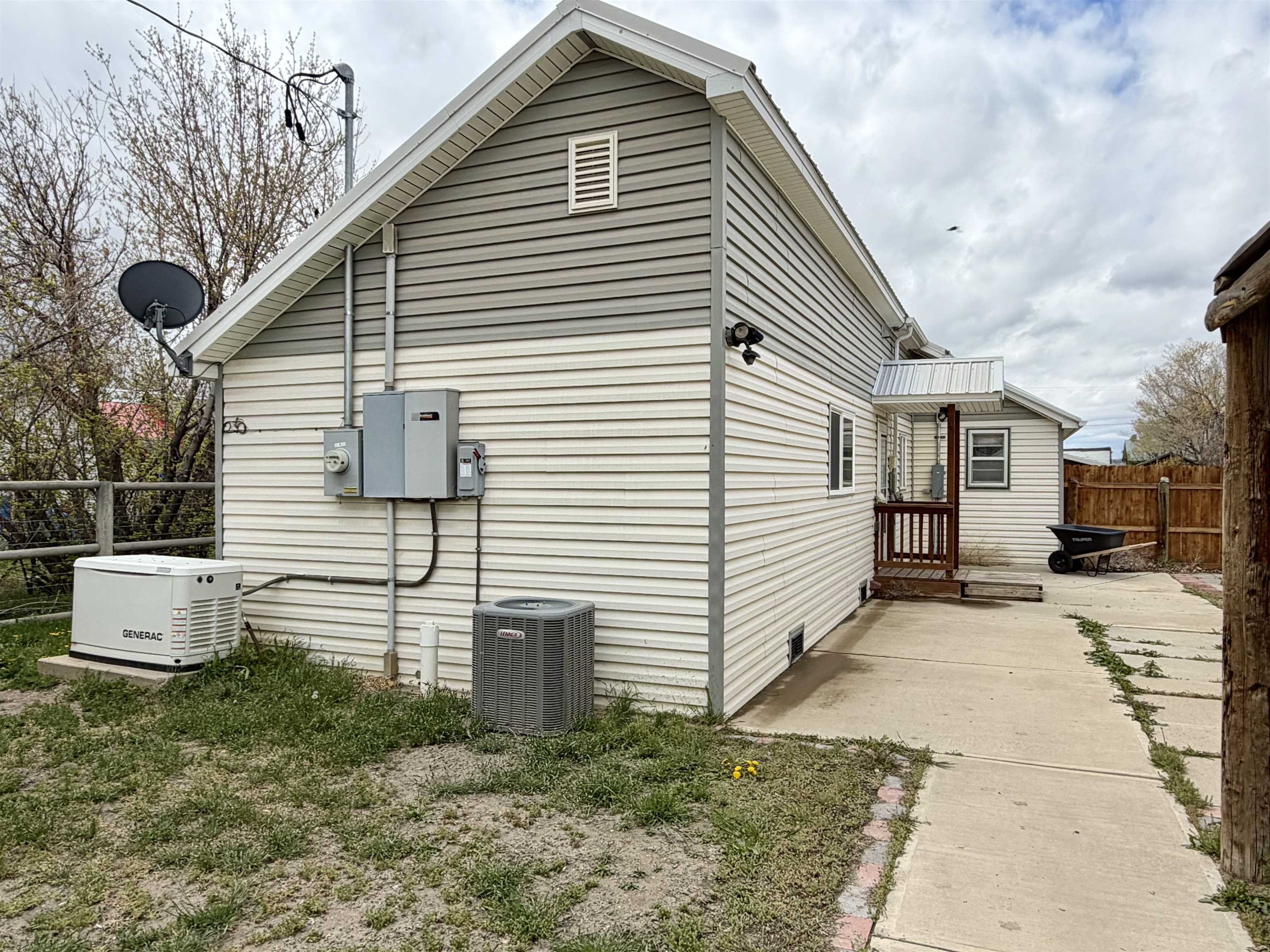 45 South Miles Street Baggs, WY 82321 - Photo 6 of 28