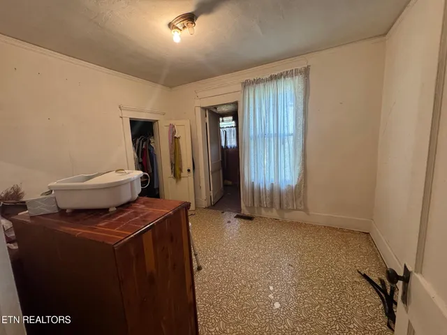 $225,000 | 201 Taylor Avenue, Jamestown, TN 38556