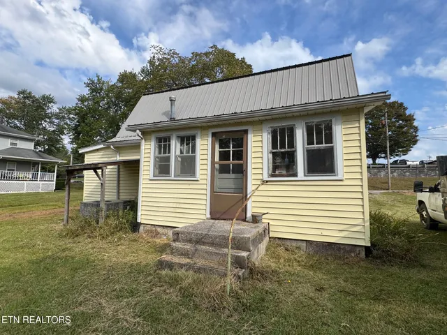 $225,000 | 201 Taylor Avenue, Jamestown, TN 38556