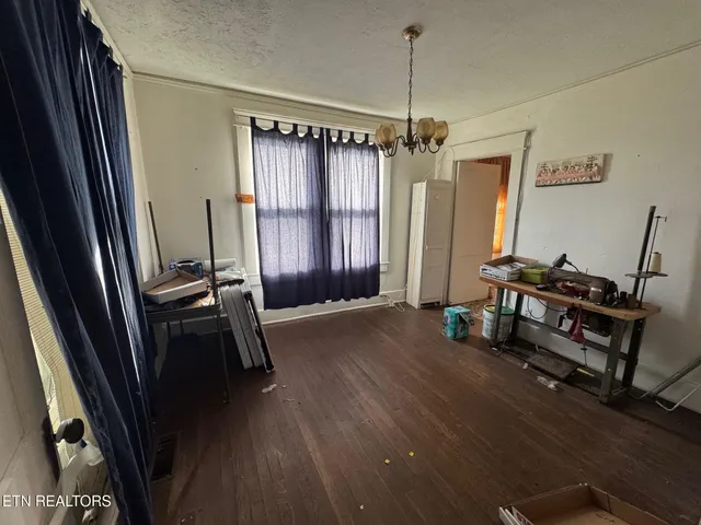 $225,000 | 201 Taylor Avenue, Jamestown, TN 38556