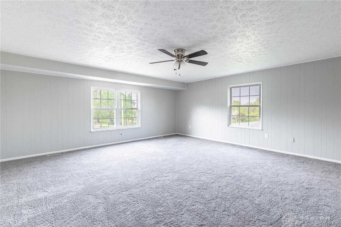 1255 East Westbrook Road Clayton, OH 45415 - Photo 10 of 34