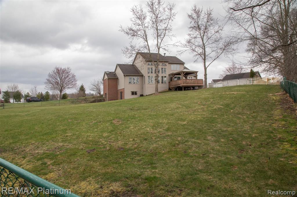 2500 Ridgewood Drive Howell, MI 48843 - Photo 30 of 31