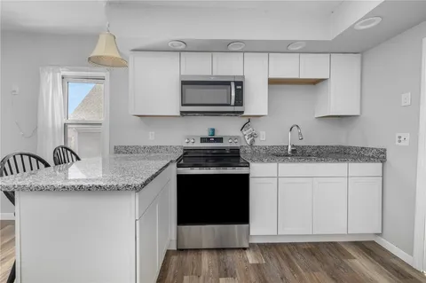 $1,295,000 | 41 East Transit Street, Providence, RI 02906