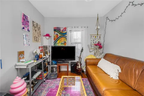 $1,295,000 | 41 East Transit Street, Providence, RI 02906