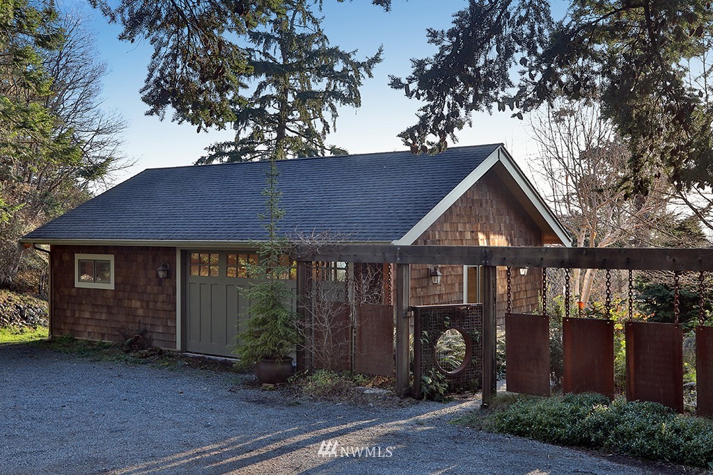 348 High Road Freeland, WA 98249 - Photo 12 of 40 Gallery Image 12