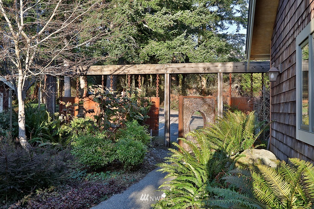 348 High Road Freeland, WA 98249 - Photo 15 of 40 Gallery Image 15