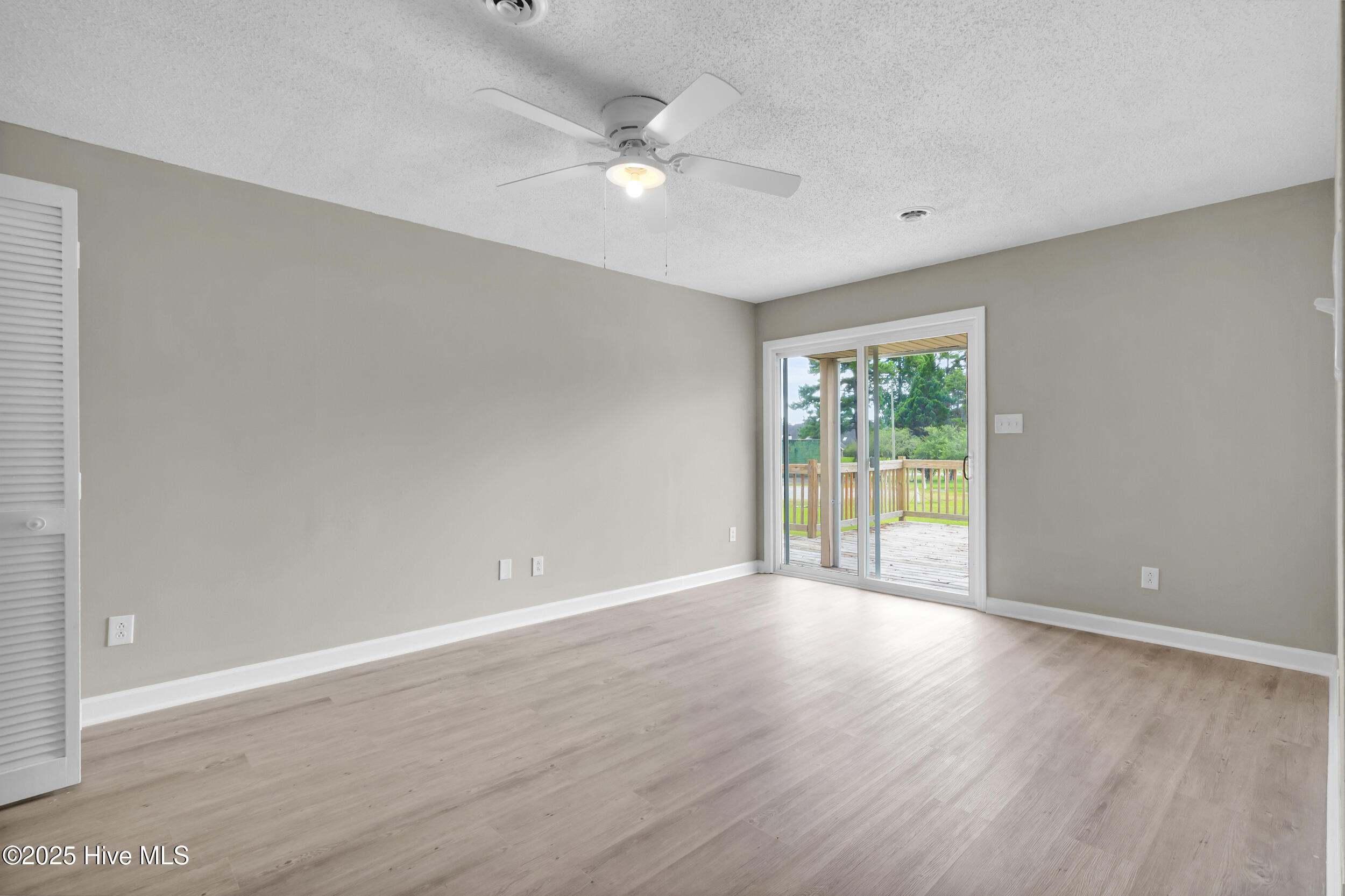125 Pirates Road, Unit 8 New Bern, NC 28562 - Photo 7 of 30 13_16