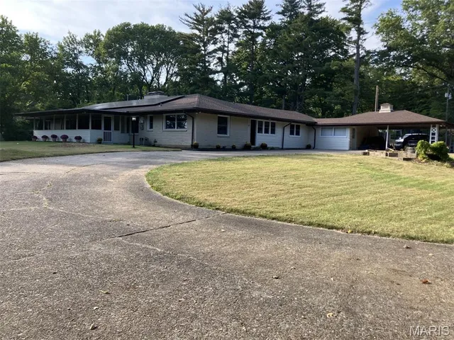 $479,900 | 2615 Maria Louise Lane, Cape Girardeau, MO 63701