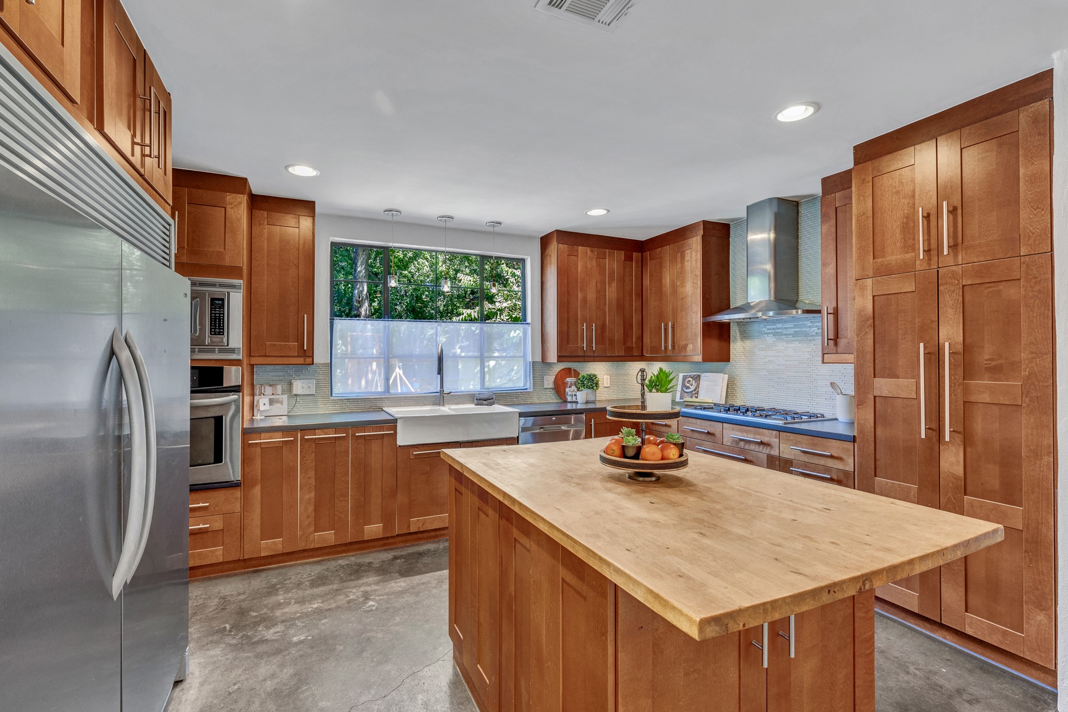 1208 Fairwood Road Austin, TX 78722 - Photo 5 of 40