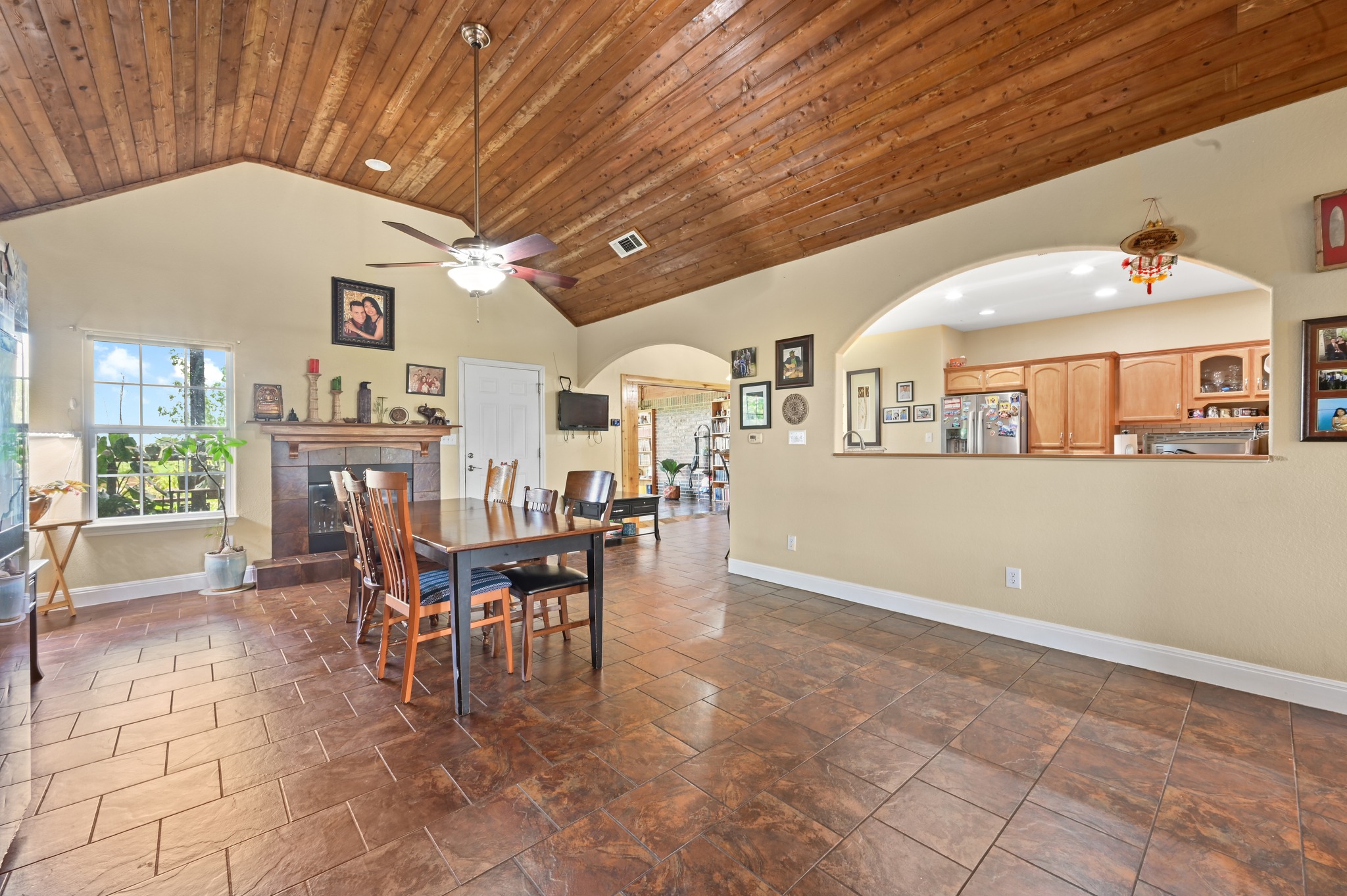 410 Simmons Family Farm Road Lockhart, TX 78644 - Photo 9 of 40 a dining room with furniture and window