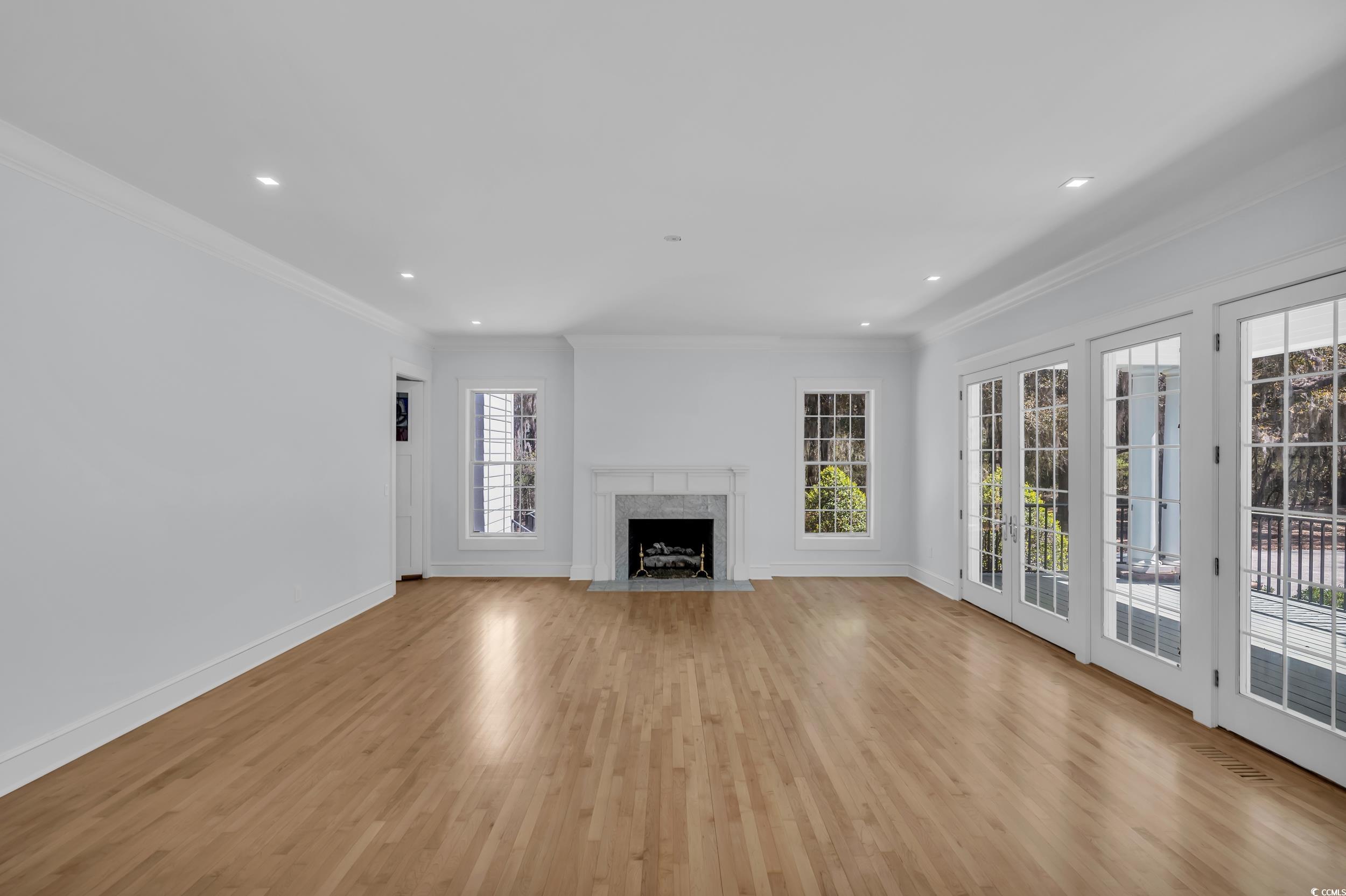 511 Rice Bluff Road Pawleys Island, SC 29585 - Photo 9 of 40 Additional living room/library
