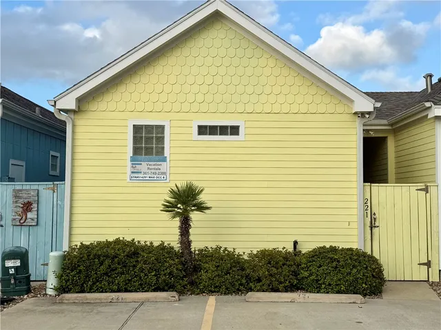 $399,999 | 2212 Highway 361, Unit 221, Port Aransas, TX 78373