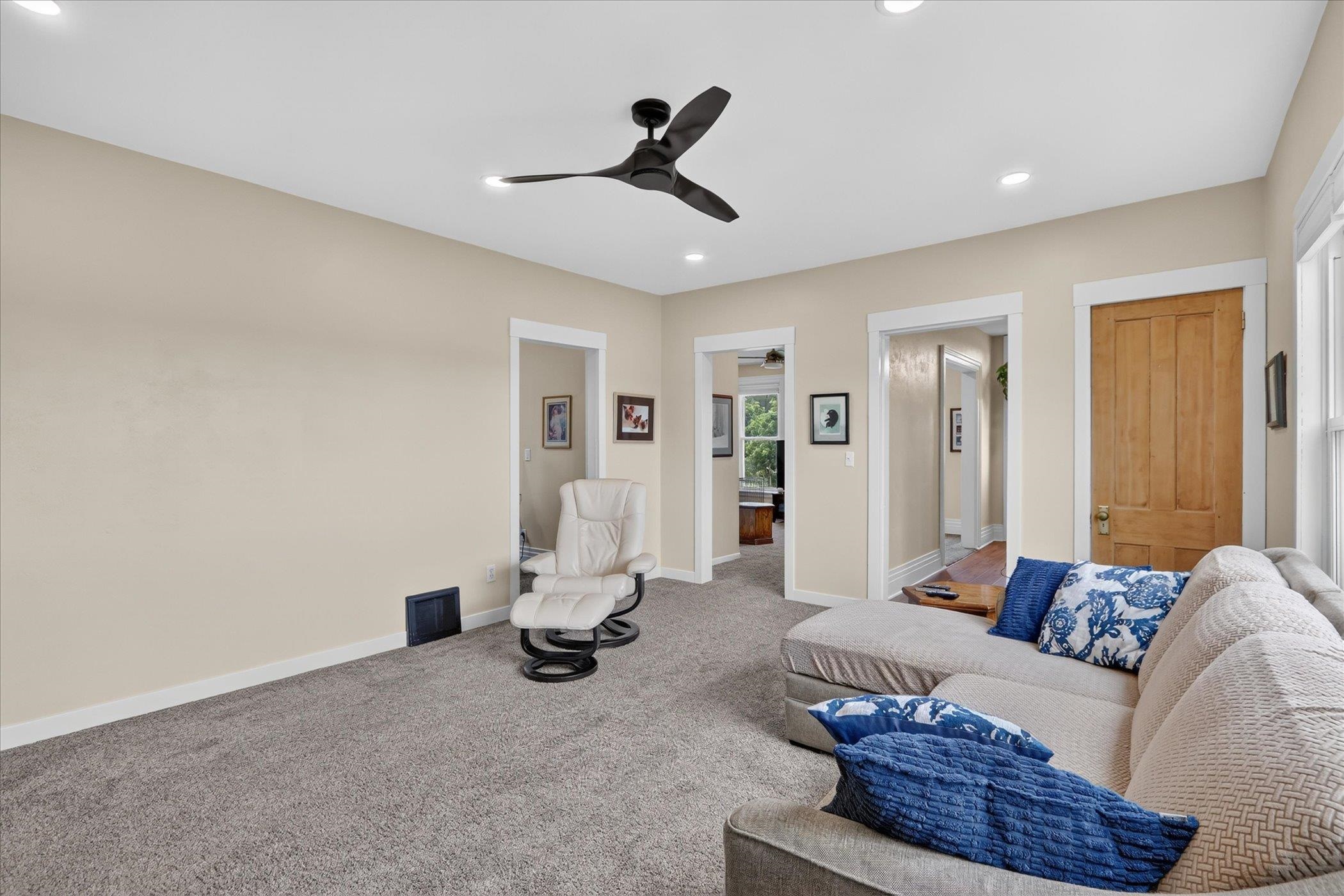2458 South Madison Road Beloit, WI 53511 - Photo 13 of 51
