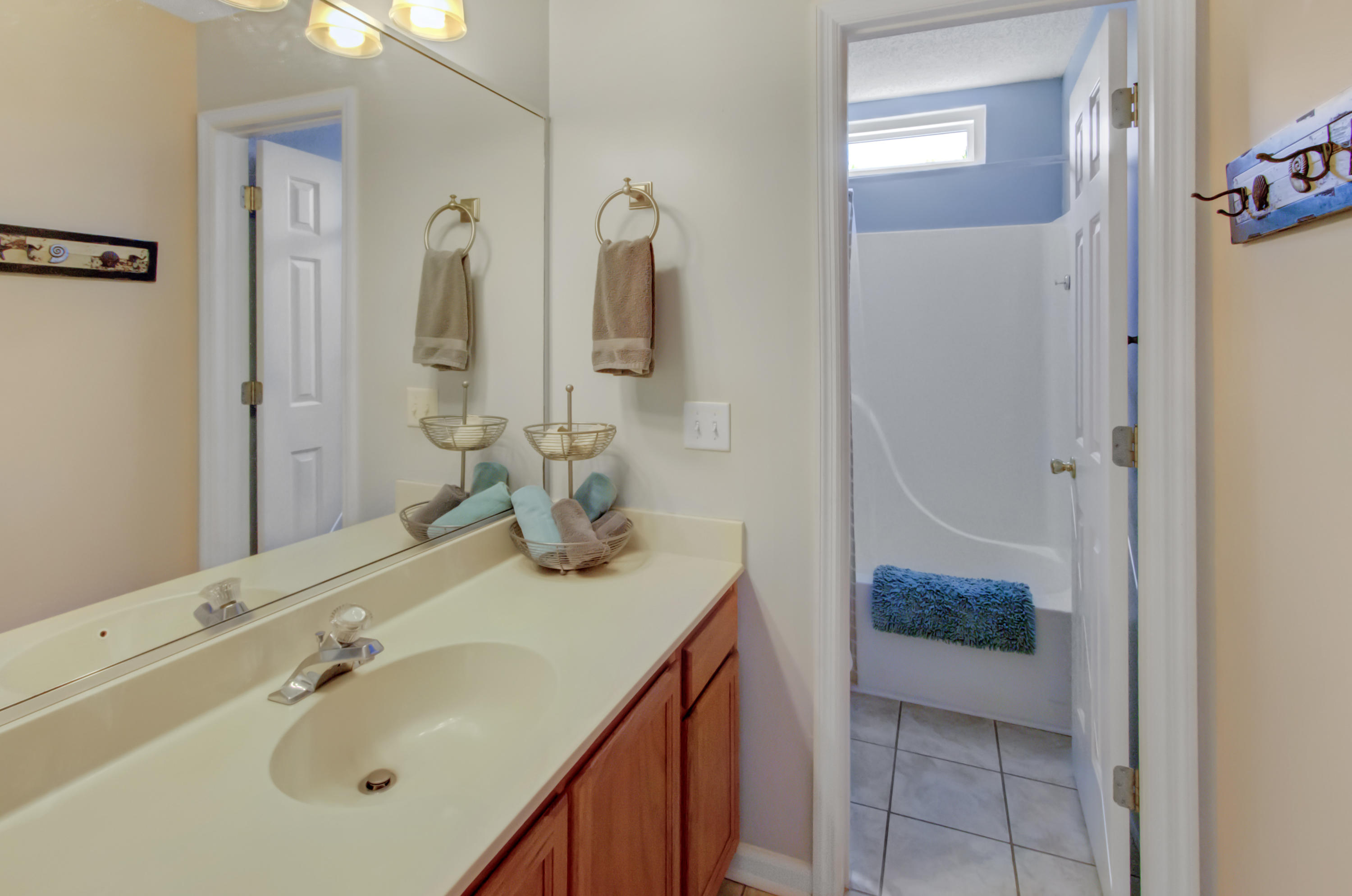 1312 Mapleton Avenue Charleston, SC 29412 - Photo 13 of 21 Guest Full Bath