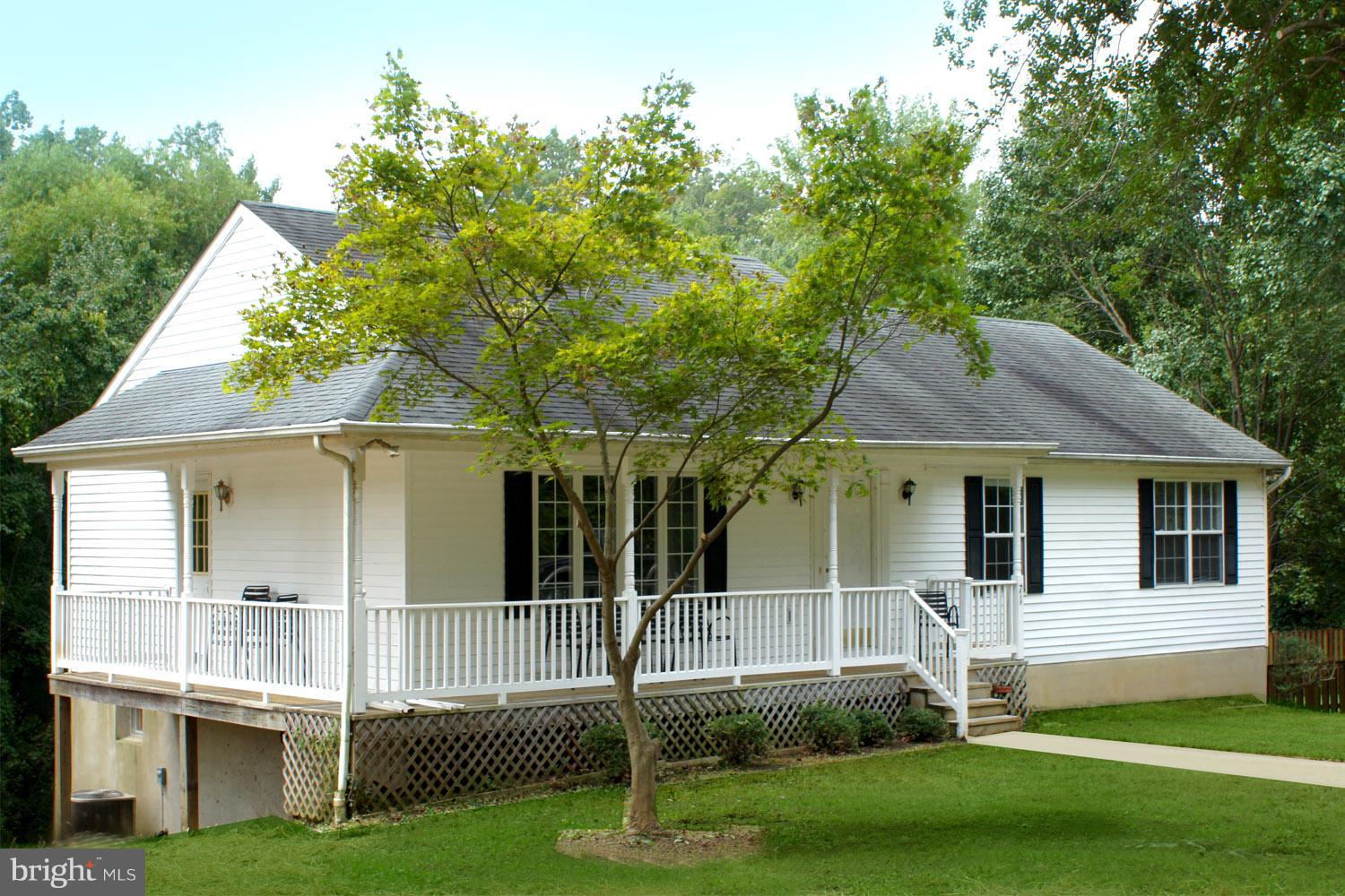 71 Jones Station Road Arnold, MD 21012 - Photo 1 of 26 Turnkey Broadneck Rancher Enveloped in Trees