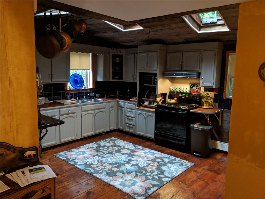 50 Cranberry Ridge Road Glocester, RI 02857 - Photo 8 of 30