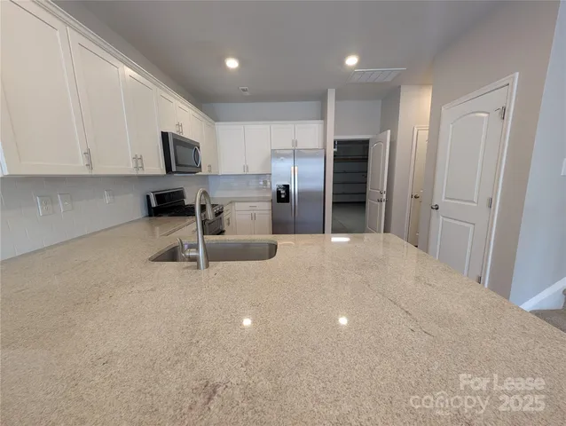 $1,995 | 3433 Glenn Hope Way, Matthews, NC 28104