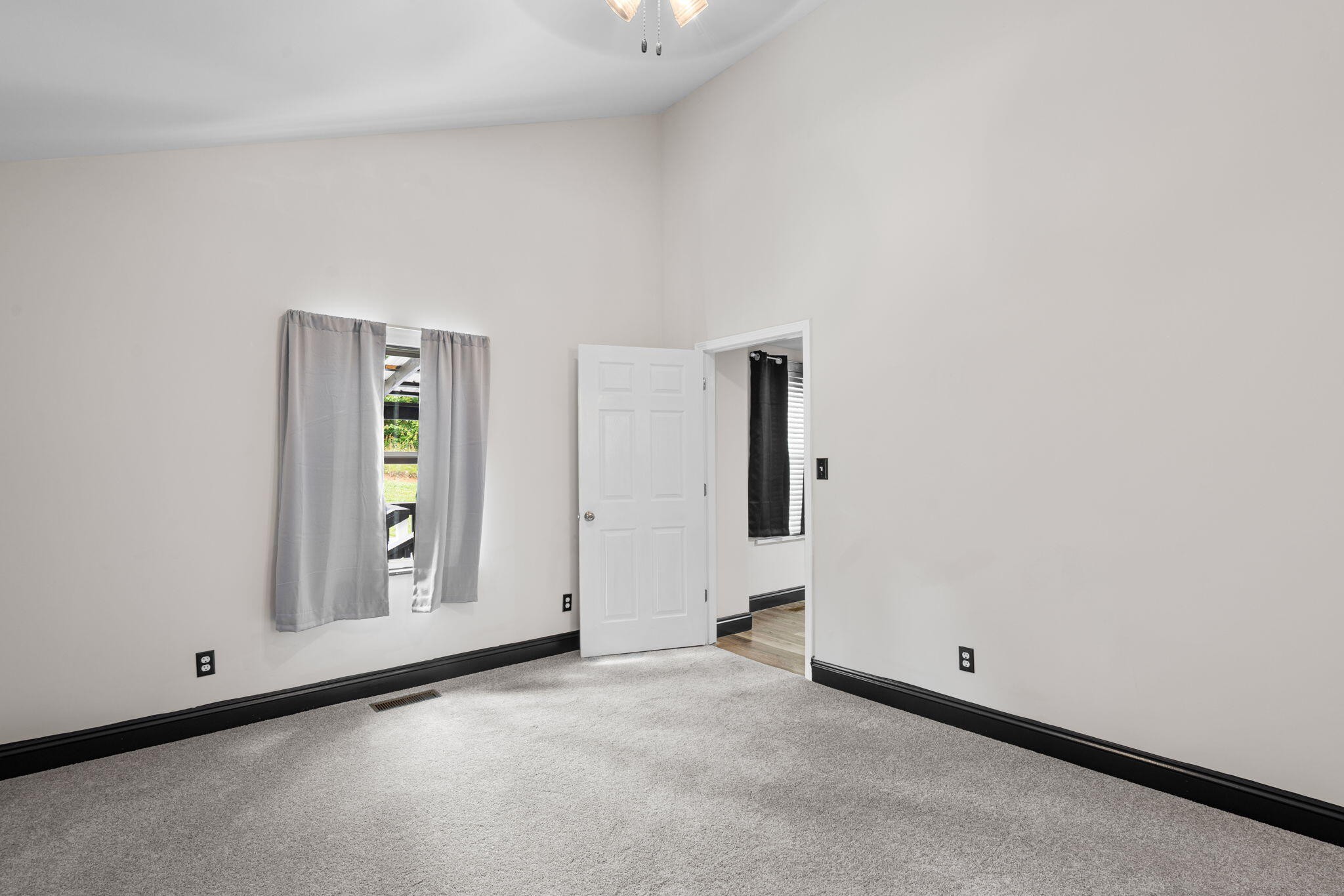 198 Spring Road Spring City, TN 37381 - Photo 20 of 39