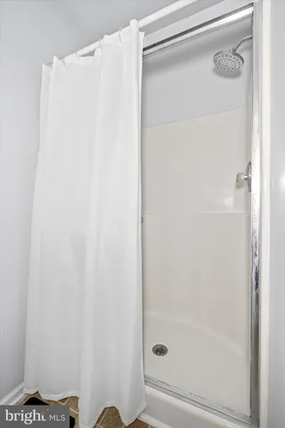 $399,900 | 11 Montceau Drive, Newark, DE 19702