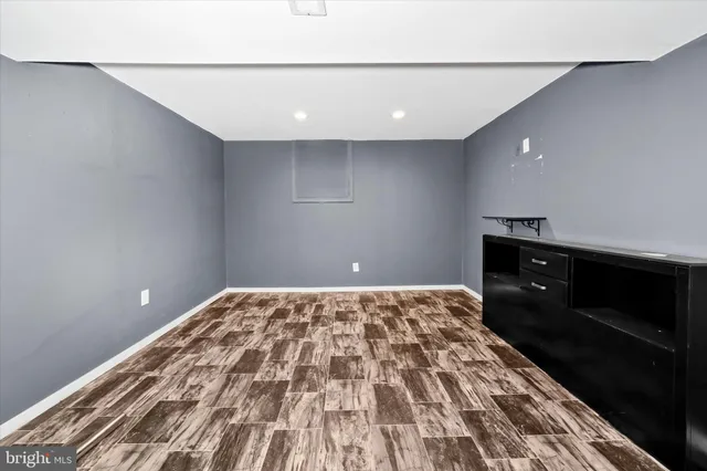 $399,900 | 11 Montceau Drive, Newark, DE 19702