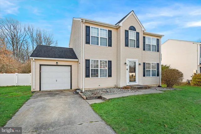 $399,900 | 11 Montceau Drive, Newark, DE 19702