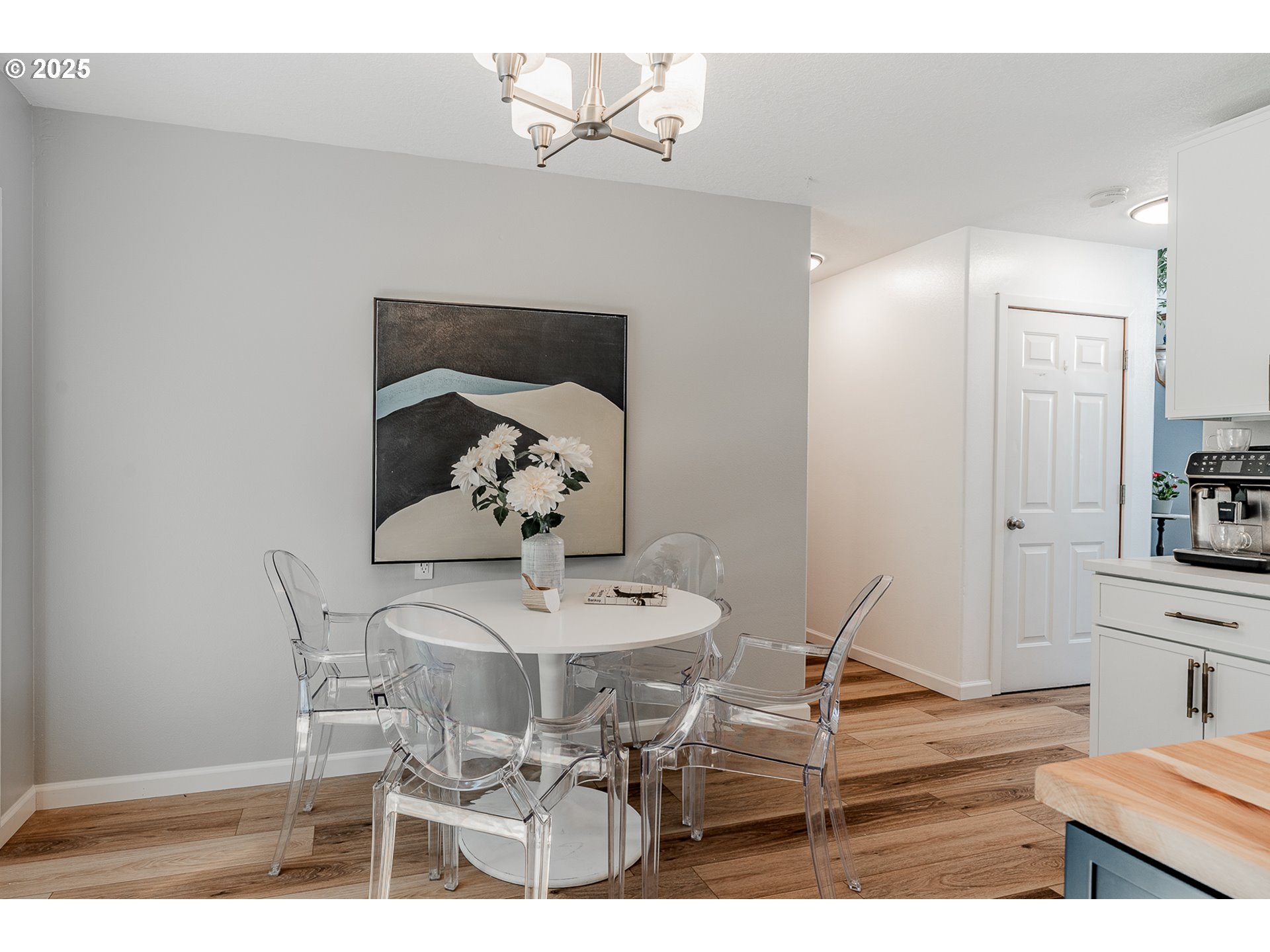 4606 Southwest Martha Street Portland, OR 97221 - Photo 17 of 40 Gallery Image 17