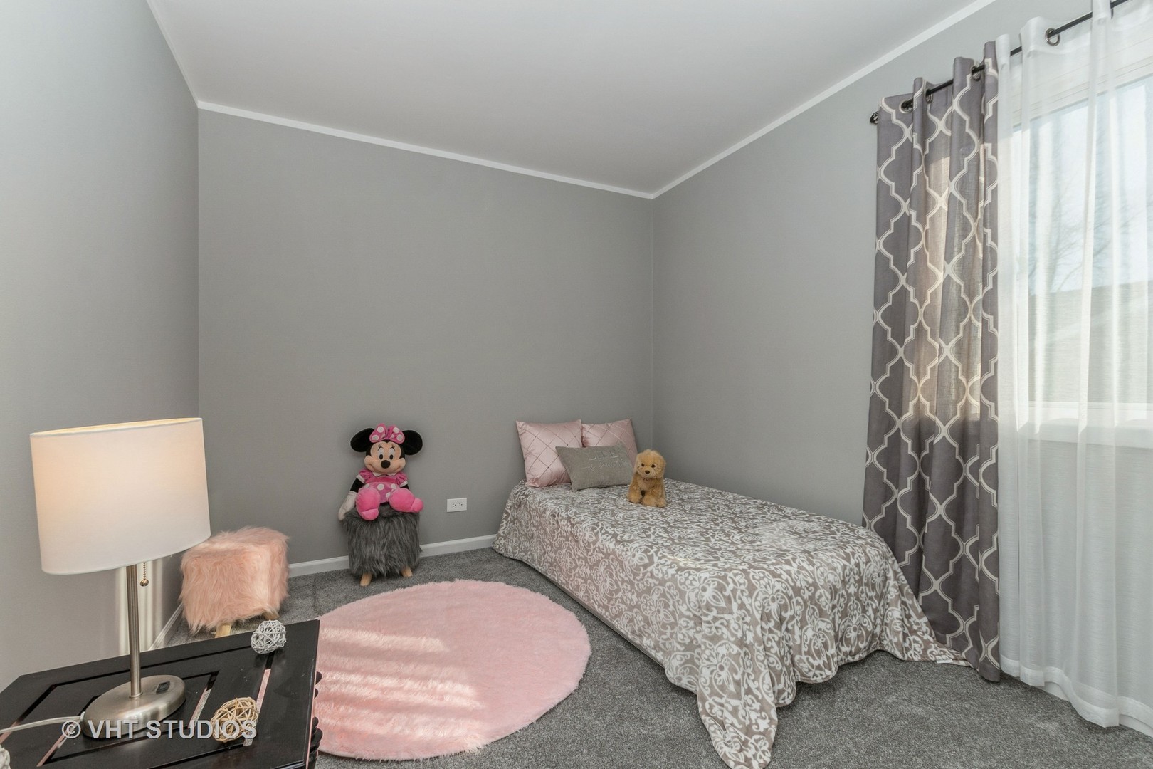 130 Oriole Road Matteson, IL 60443 - Photo 16 of 19 a bedroom with a bed and a window