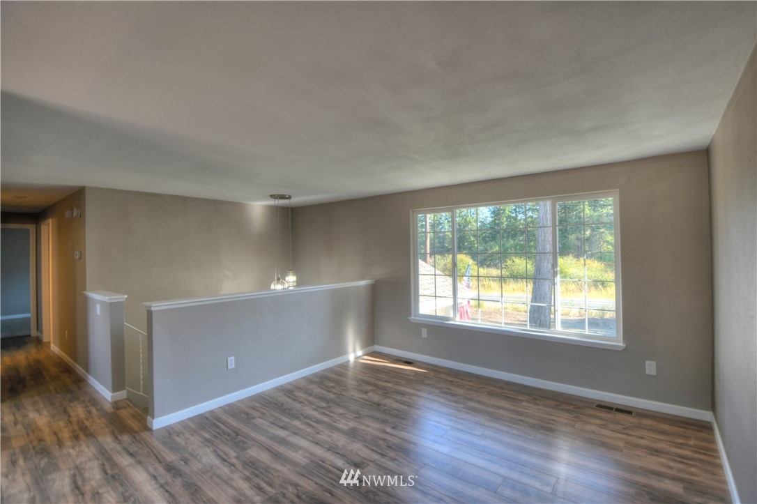 4910 Offut Lake Road Southeast Tenino, WA 98589 - Photo 2 of 22 Gallery Image 2