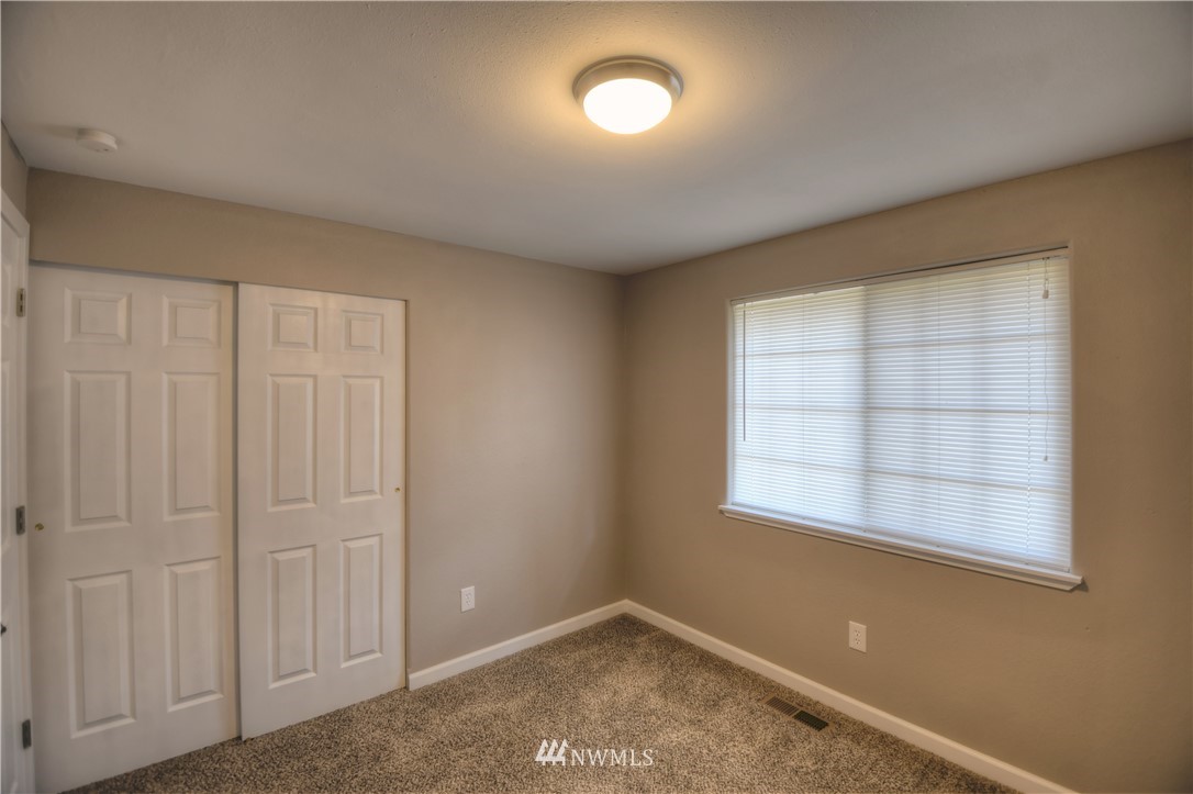 4910 Offut Lake Road Southeast Tenino, WA 98589 - Photo 12 of 22 Gallery Image 12