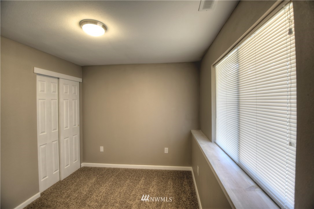 4910 Offut Lake Road Southeast Tenino, WA 98589 - Photo 16 of 22 Gallery Image 16