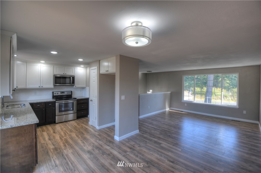 4910 Offut Lake Road Southeast Tenino, WA 98589 - Photo 4 of 22 Gallery Image 4