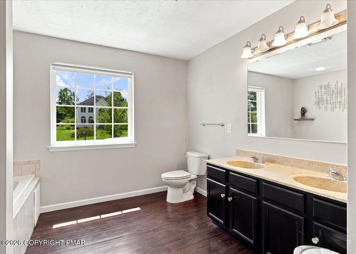5515 Bridle Road Stroudsburg, PA 18360 - Photo 32 of 58 42-HomeView_Media-5515_Bridle_Rd