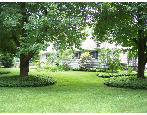 29 South Longyard Road Southwick, MA 01077 - Photo 2 of 9 Gallery Image 2