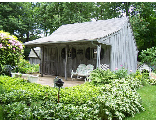 29 South Longyard Road Southwick, MA 01077 - Photo 4 of 9 Gallery Image 4