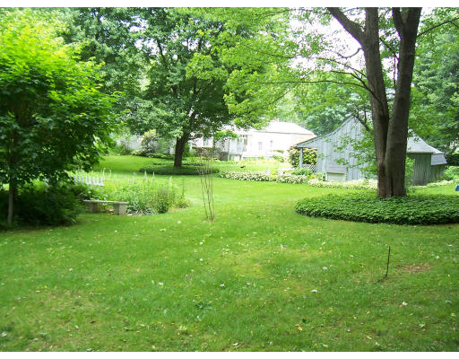 29 South Longyard Road Southwick, MA 01077 - Photo 6 of 9 Gallery Image 6