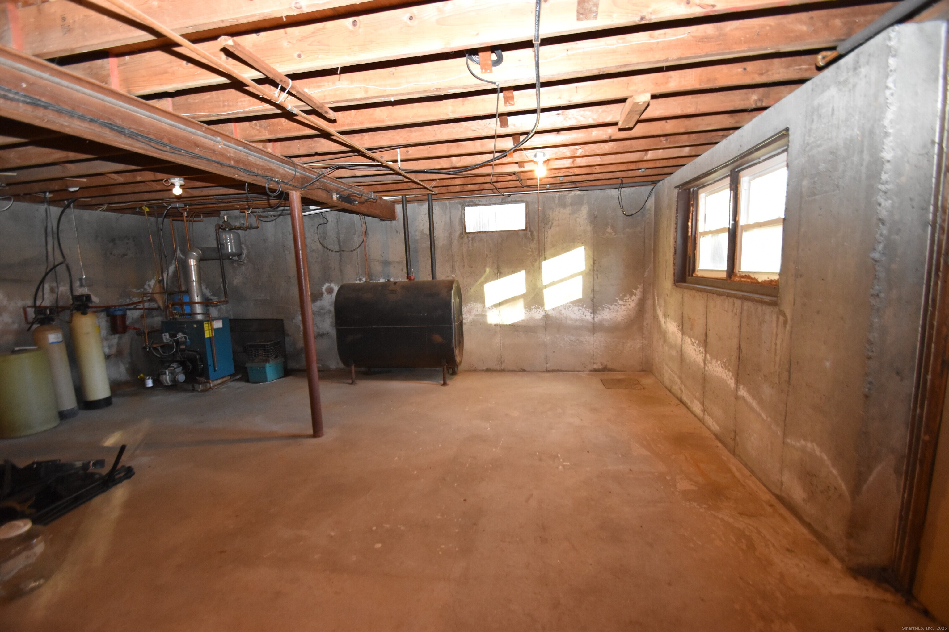 28 Hickory Road Colchester, CT 06415 - Photo 22 of 22 a view of entryway